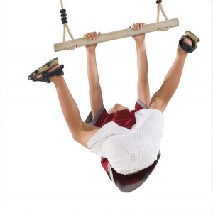 Wooden bar - tapeze for playground 